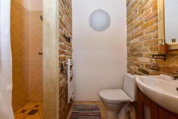 Фото номера Дом с 1 спальней Дома для отпуска Country Home г. Вентспилс 11
