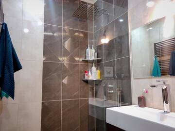 Фото номера Апартаменты с 2 спальнями Апартаменты Modern and fully equipped apartment г. Вентспилс 27