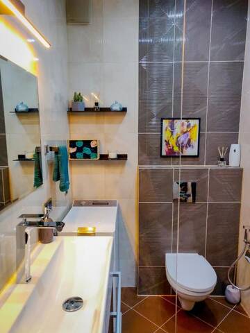Фото номера Апартаменты с 2 спальнями Апартаменты Modern and fully equipped apartment г. Вентспилс 31