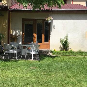 Фото номера Двухместный номер с двуспальной кроватью и дополнительной кроватью Гостевой дом fantasy park г. Вентспилс 7