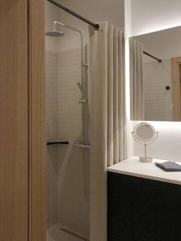 Фото номера Апартаменты с 1 спальней Апартаменты City Center Holiday Apartment г. Вентспилс 19