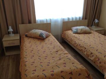 Фото номера Трехместный номер Отель Olimpiska Centra Ventspils Hotel г. Вентспилс 3